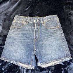 Levi Shorts 