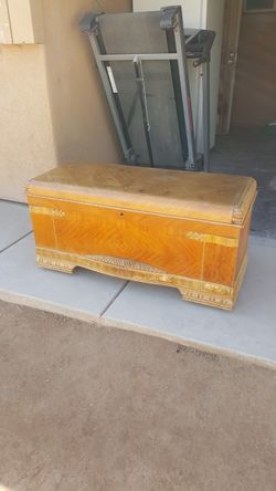 CEDAR HOPE CHEST