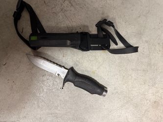 Dive Knife with Leg Strap Sheath