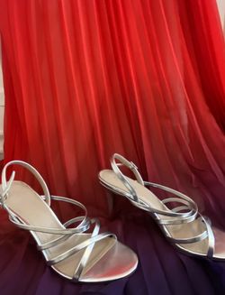 Silver Heels!