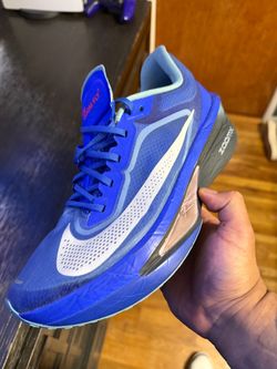 Nike Zoom Fly Running Shoe