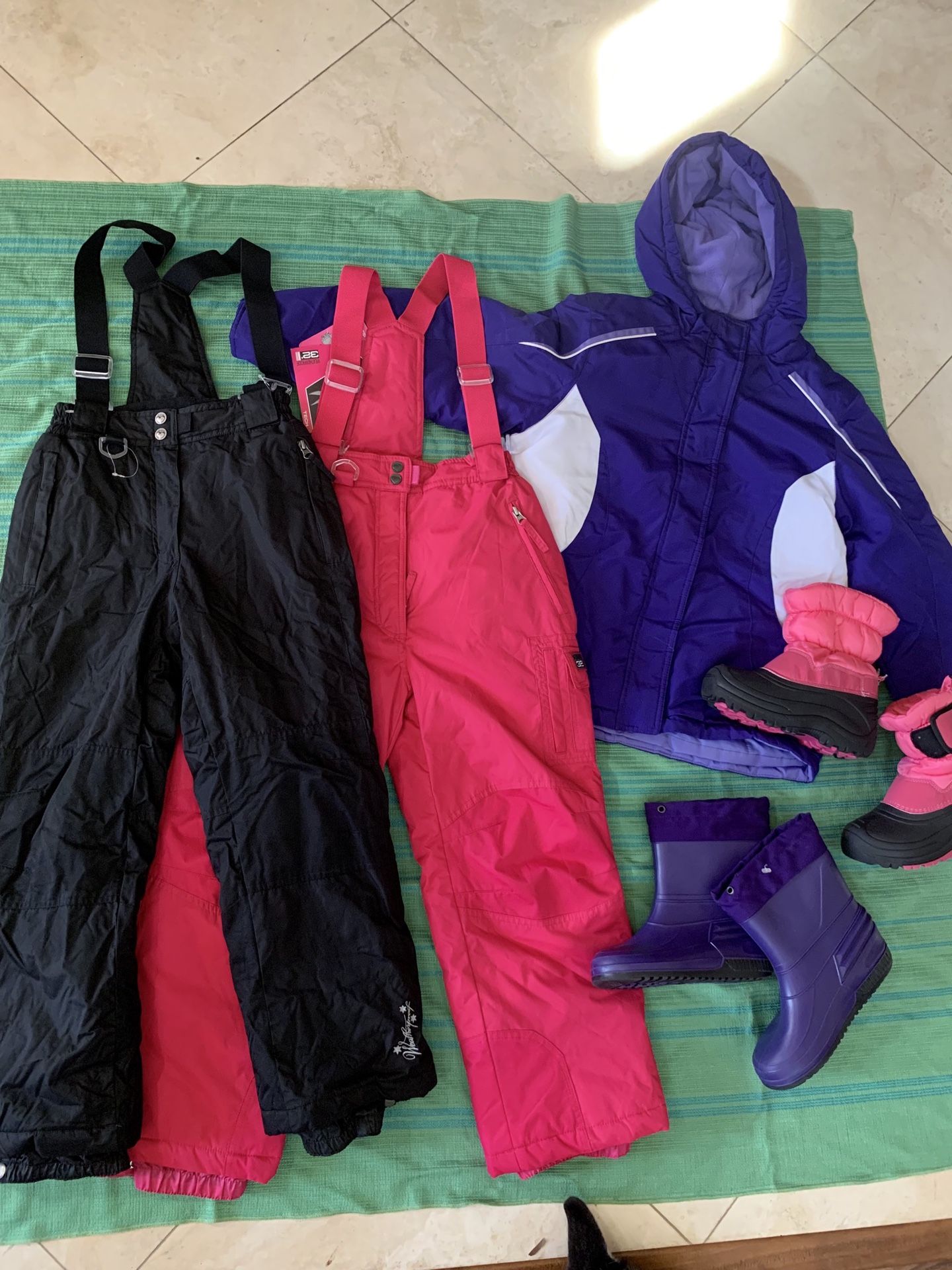 Snow jackets purple size 10/12