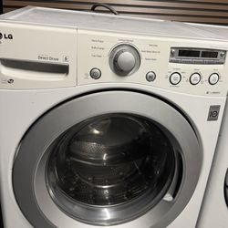 Washer & Dryer Set – GREAT Condition! 🚨