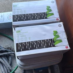 600 Icicle Style Lights. 