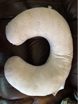 Boppy original nursing and positioning pillow