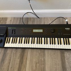 Kurzweil K2000s Sampler Workstation Keyboard