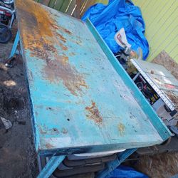 FREE ,FREE ,,,,  STEEL WORK TABLE 