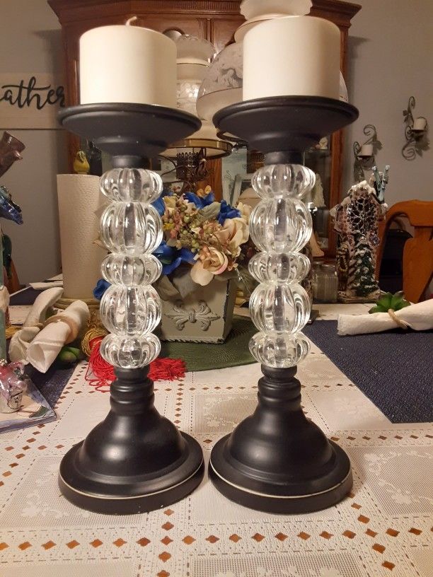 11,5 INCHES Tall WITH OUT CANDLES REALLY NICE LOOKING BLACK candle Holders