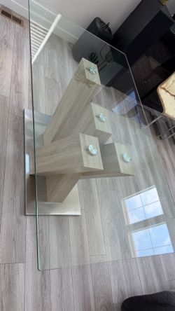 Modern Glass Dining Table – 39” x 71”