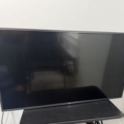 LG 43” Smart TV