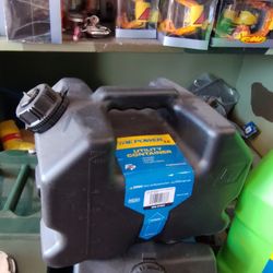 Motocross utility jug 2.5 gallons brand new $35