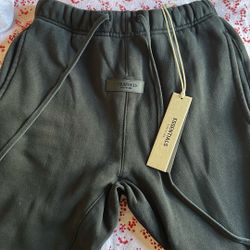 Essential Sweats 