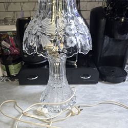 Vintage Cut Crystal Clear Huricane/Boudoir  Lamp s $40