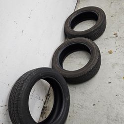 3 Tires 235 55 R19