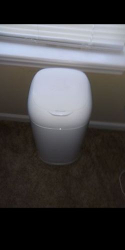 Baby Bed... Diaper Genie.. MamaRoo .. Baby Walke