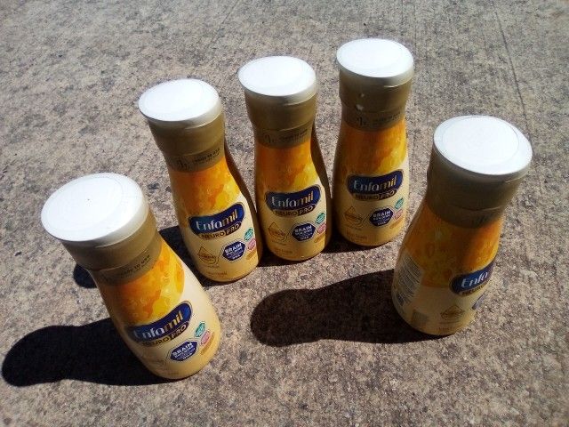 Lot Of Enfamil Bottles 21.00