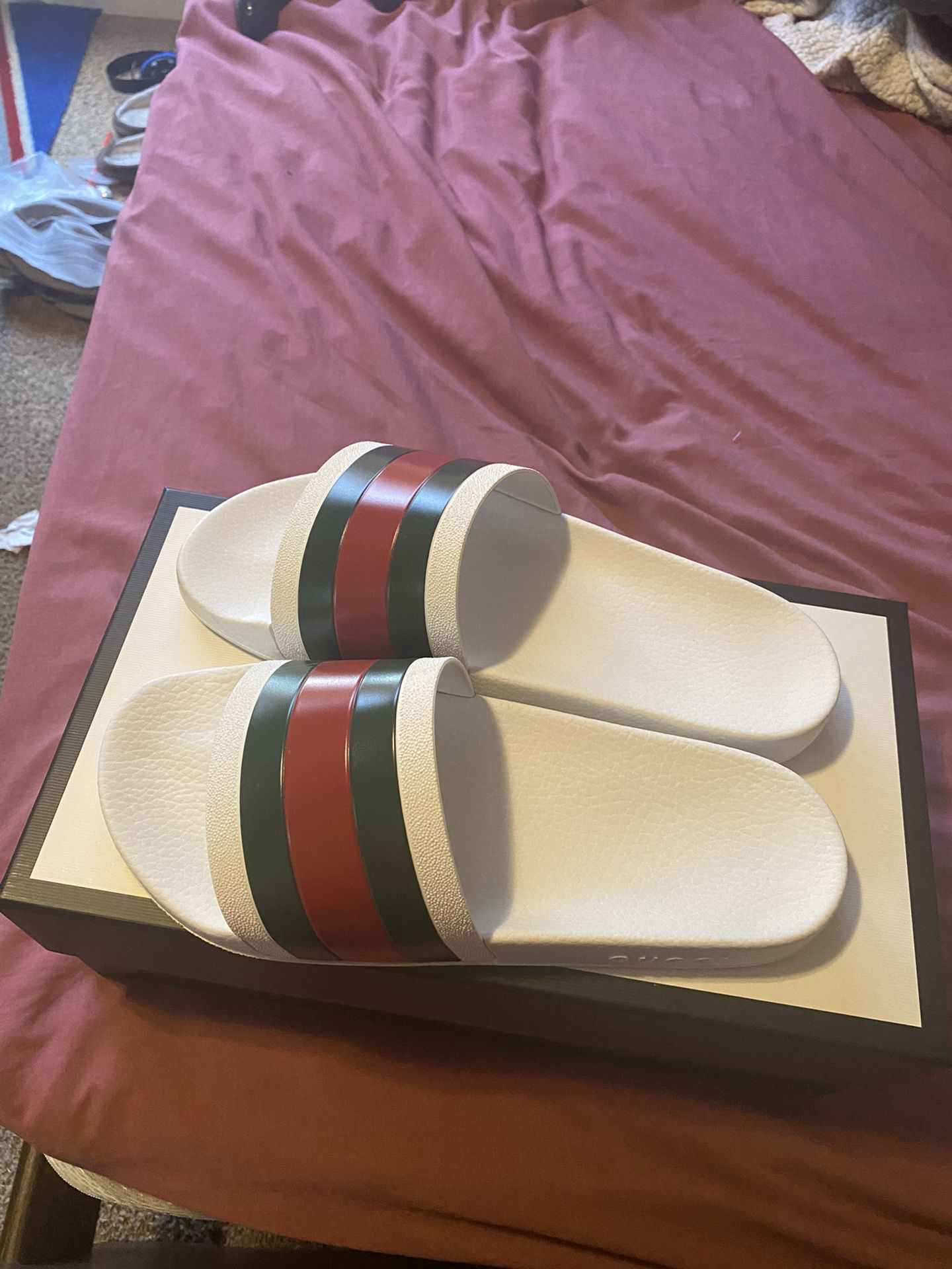 Gucci Slide size 11