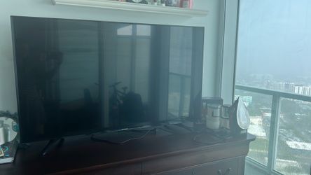 Sharp Flat Screen LED Roku TV 55”