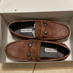 The Brand Is Steve Madden They’re brown and they’re size 6