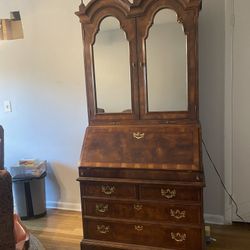 Antique Henredon Secretary Desk/Hutch