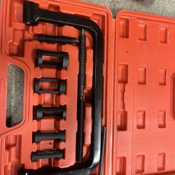 Valve Spring Compressor Tool