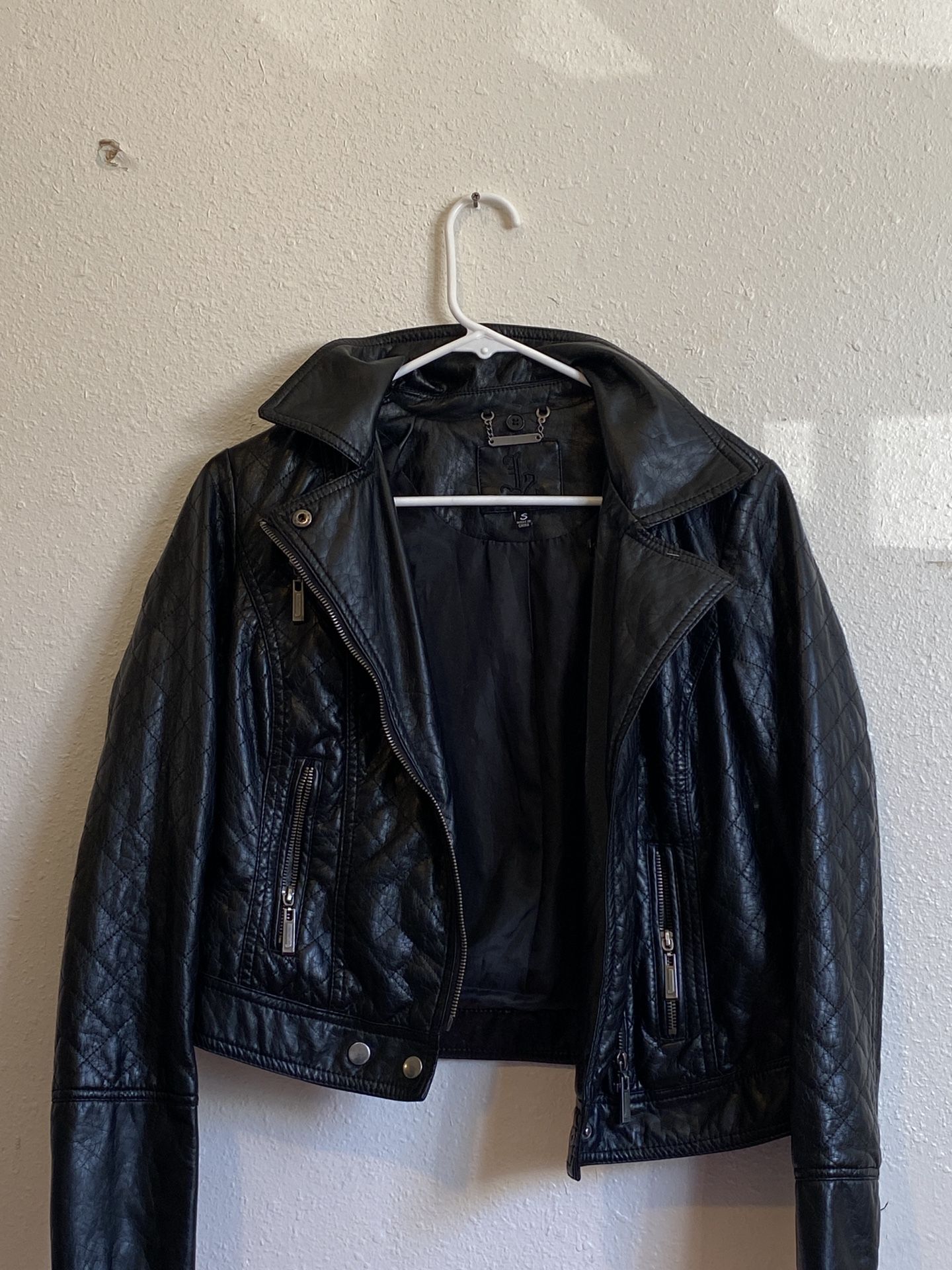 J2 Women’s Leather Jacket 