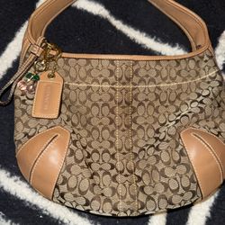 Coach Shoulder Purse 