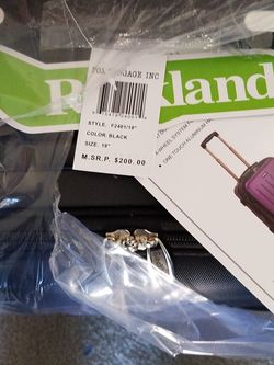 Rockland super light weight heavy duty luggage new