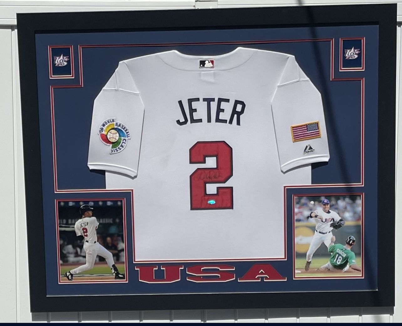 SIGNED!!! Derek Jeter 06' World Baseball Classic Signed