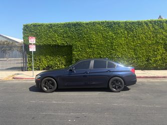 BMW 328i 🏁