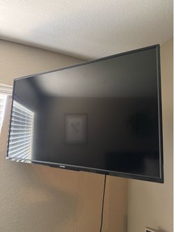 Toshiba 32’ TV