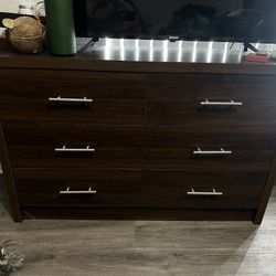 Dresser Set 