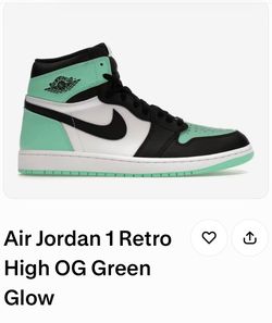 Boys Nike Air Jordan Retro 1 Mint/Black Size 8