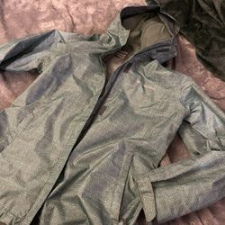 Women’s Columbia Rain Jacket