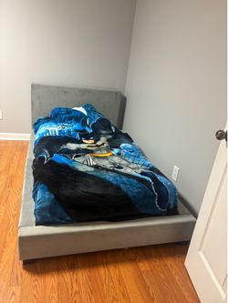 Grey twin bed