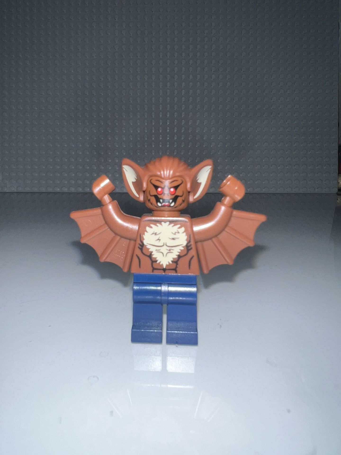 LEGO Man-Bat Minifigure