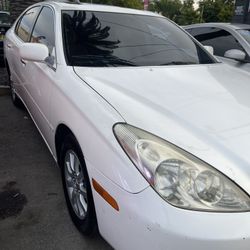 Lexus Es300