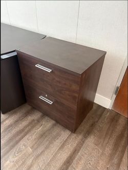 28" W 2-Drawer Lateral File Cabinet Storage Credenza – $175 📦 Florida