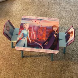 Frozen Kids Table & 2 Chairs Set – Disney Themed