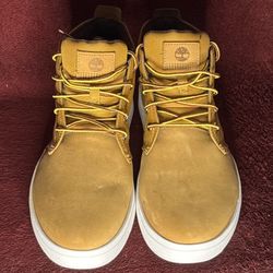 Timberland Men’s Tan Leather/Fabric Davis Square Chukka Sneaker Boots 11