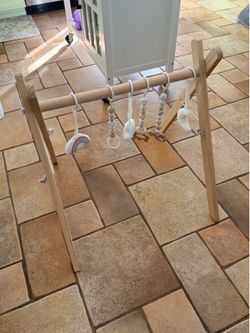 Foldable wooden baby play gym