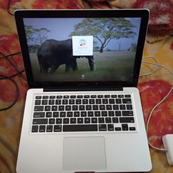 Old MacBook Pro Cracked Screen But Still Works DVD PLAYER WORKS