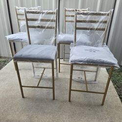 4 New Counter Height Bar Stools