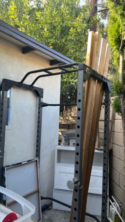 Squat rack