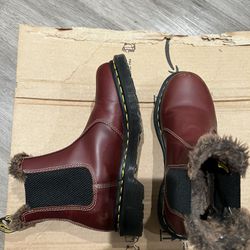 Dr.Martens Fur Lined Chelsea Boots Brown-red