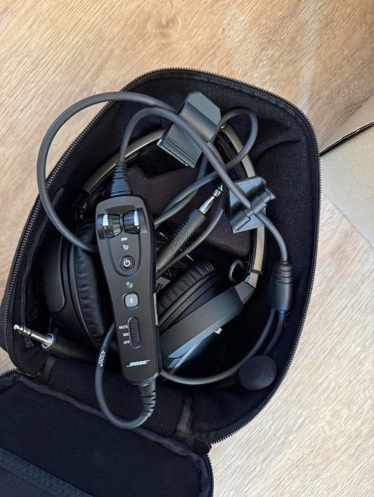 Bose A20 Aviation Headset
