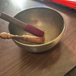 Himalayan singing bowl