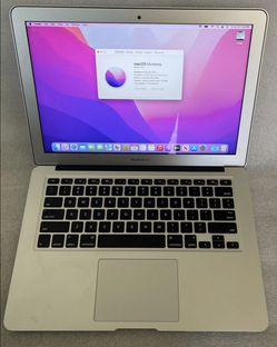 MacBook Air 2017 8gb ram 500 GB with  charger I deliver