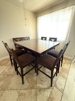 Extendable Wood Dinner Table