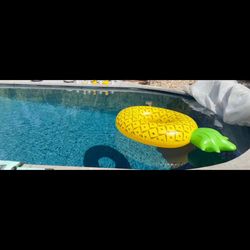 BigMouth Giant Pineapple Pool Float
